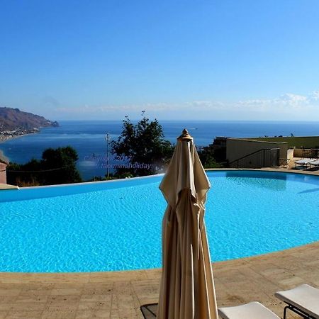 Taormina Bella Vista Apartment In Center With Pool By Taormina Holidays Ngoại thất bức ảnh