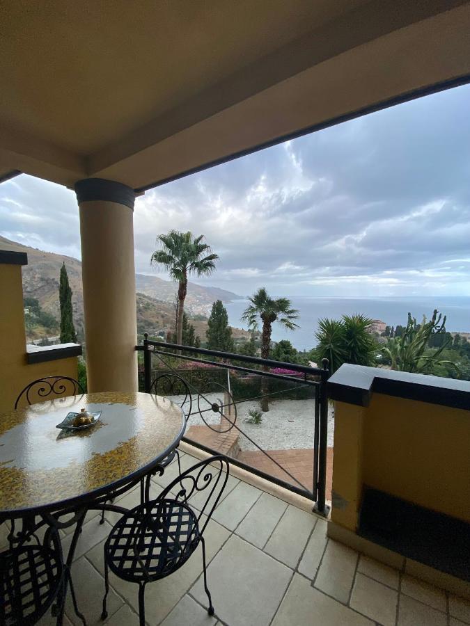 Taormina Bella Vista Apartment In Center With Pool By Taormina Holidays Ngoại thất bức ảnh